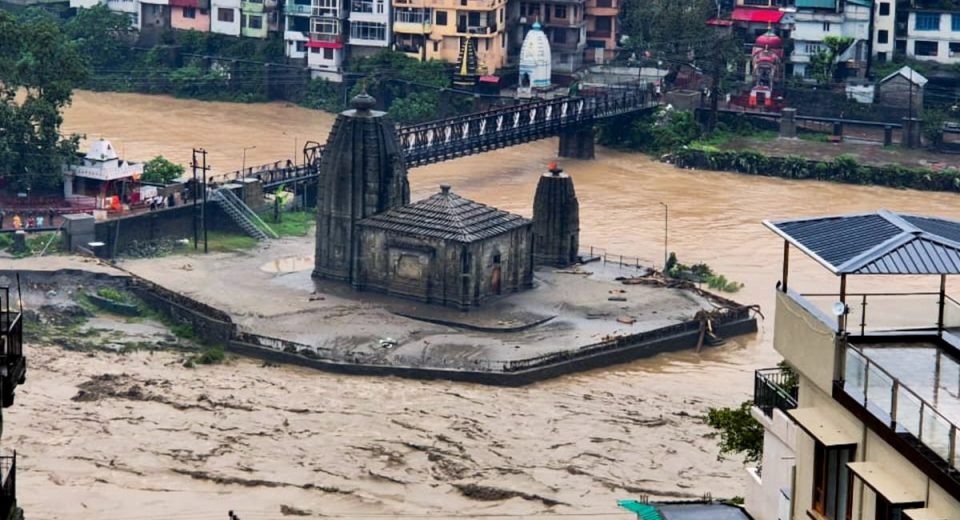 Monsoon-Devastation-in-Himachal