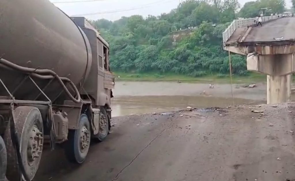 Gujarat-Bridge-Collapse